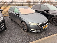 Skoda - 2021 - octavia combi - 1.4 tsi iv bnsedplus - jvs-89-h - afbeelding 9 van  22