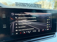 Skoda - 2021 - octavia combi - automaat - personenauto - afbeelding 2 van  12