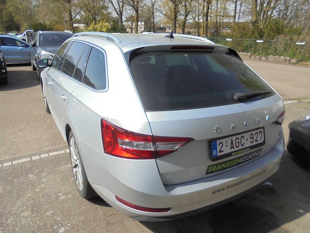 Skoda - 2021 - superb combi - 1.4 tsi iv bnsedplus - belgie - afbeelding 11 van  16