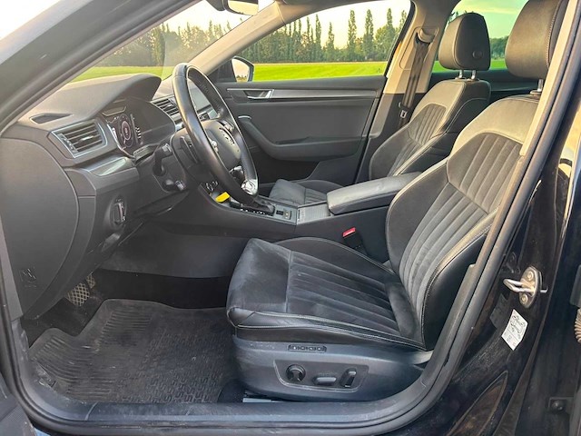 Skoda - 2021 - superb combi - 1.5 tsi sportl. bns - personenauto - afbeelding 16 van  16
