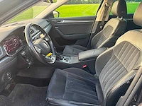 Skoda - 2021 - superb combi - 1.5 tsi sportl. bns - personenauto - afbeelding 2 van  16