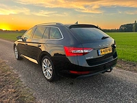 Skoda - 2021 - superb combi - 1.5 tsi sportl. bns - personenauto - afbeelding 13 van  16