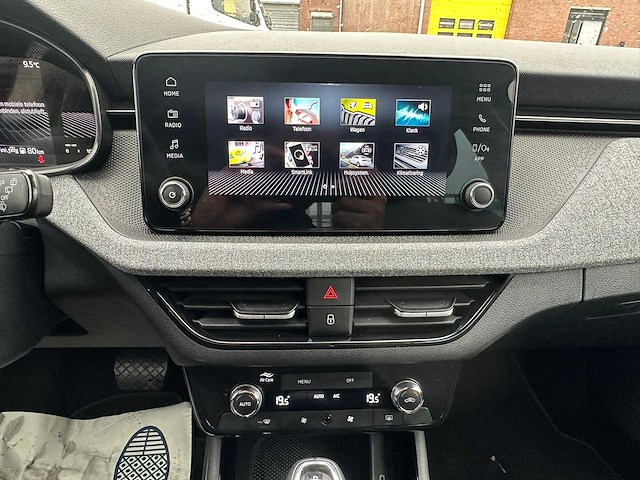 Skoda - 2024 - kamiq - automaat - 1.0 tsi monte carlo - 116pk - personenauto - afbeelding 9 van  22
