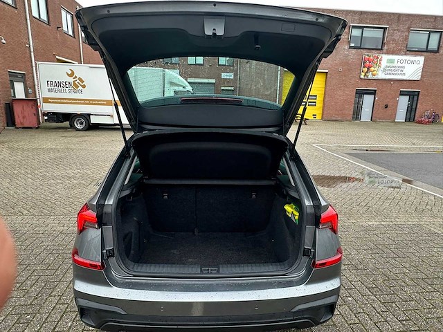 Skoda - 2024 - kamiq - automaat - 1.0 tsi monte carlo - 116pk - personenauto - afbeelding 14 van  22