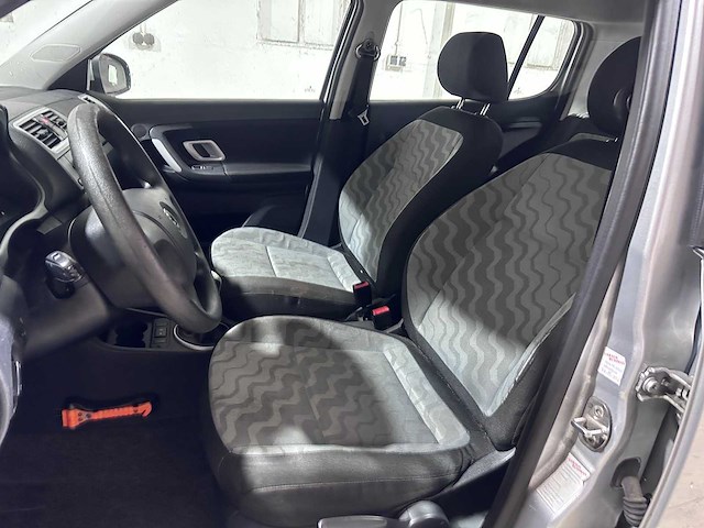 Skoda - fabia - 1.2-12v ambiente - 79-xv-nl - afbeelding 6 van  18