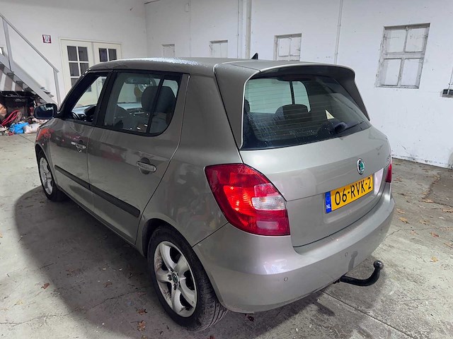 Skoda - fabia - 1.2 tdi greenline - 06-rvk-2 - afbeelding 13 van  19