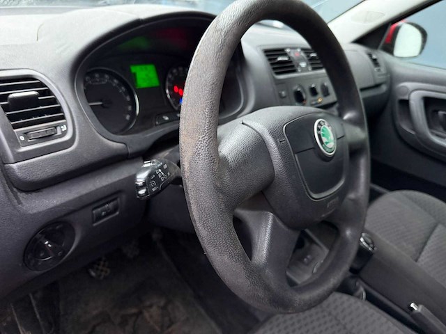 Skoda - fabia - 1.2 tdi greenline - personenauto - afbeelding 26 van  31