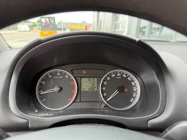 Skoda - fabia - 1.4-16v ambiente - personenauto - 2008 - afbeelding 2 van  23