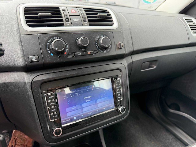 Skoda - fabia - 1.4-16v ambiente - personenauto - 2008 - afbeelding 7 van  23