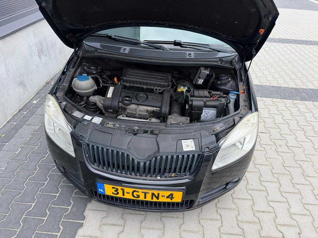 Skoda - fabia - 1.4-16v ambiente - personenauto - 2008 - afbeelding 10 van  23