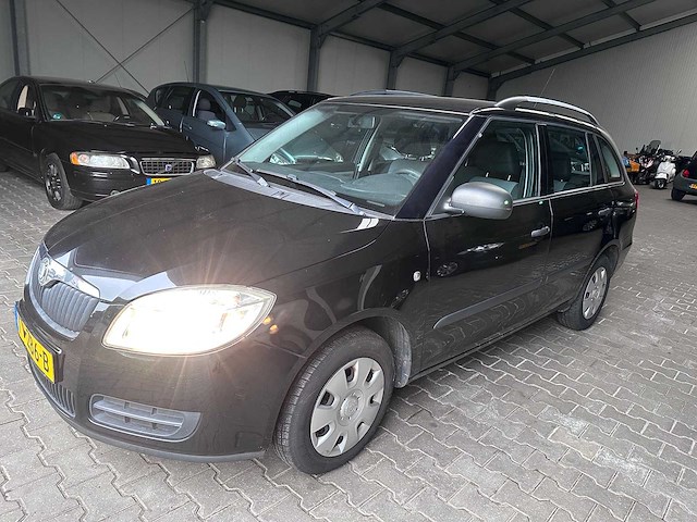 Skoda - fabia combi - 1.2-12v ambition bns - car - afbeelding 1 van  9
