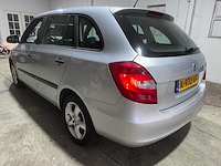 Skoda - fabia combi - 1.2 tsi ambition - k-970-vf- 2010 - afbeelding 5 van  10