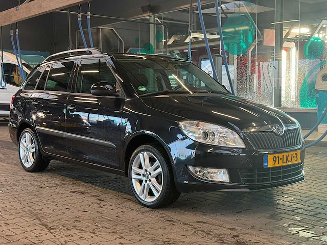 Skoda - fabia combi - 1.2 tsi elegance - car - 2010|91-lkj-3|iaw - afbeelding 4 van  20