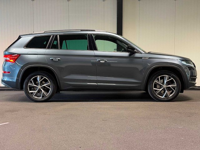 Skoda - kodiaq - 1.5 tsi sp. b. 7p l-951-vr 2021 iaw - afbeelding 13 van  26