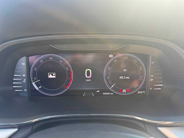 Skoda - octavia - 1.5 tsi first edit. n-100-zz 2021 iaw - afbeelding 6 van  23