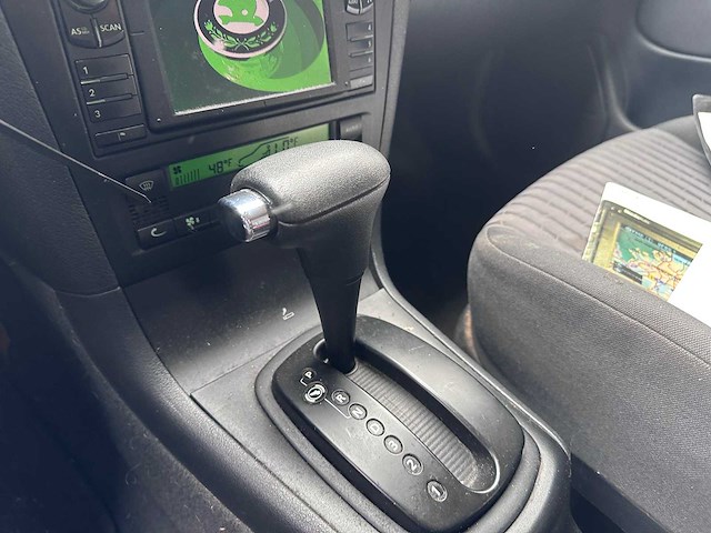 Skoda - octavia - 2.0 elegance automaat- 51-jn-hx - afbeelding 3 van  10