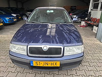 Skoda - octavia - 2.0 elegance automaat- 51-jn-hx - afbeelding 8 van  10