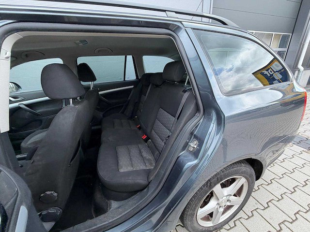 Skoda - octavia combi - 1.4 tsi ambition - personenauto - 2009 - afbeelding 9 van  26