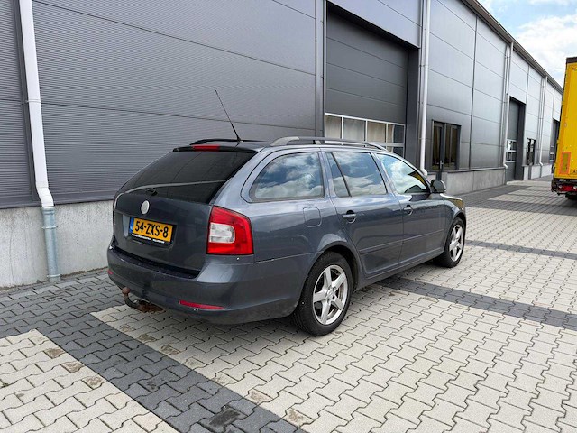 Skoda - octavia combi - 1.4 tsi ambition - personenauto - 2009 - afbeelding 23 van  26