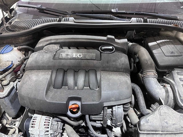 Skoda - octavia combi - 1.6 ambiente - 37-sp-dk - 2006 - afbeelding 9 van  18