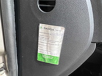 Skoda - octavia combi - 1.6 ambiente - 37-sp-dk - 2006 - afbeelding 10 van  18