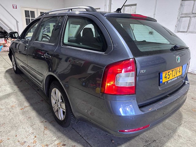 Skoda - octavia combi - 1.6 tdi gr.t.amb.bns - 45-tjv-4- 2012 - afbeelding 12 van  20