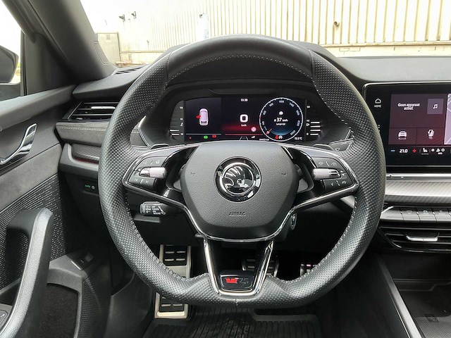 Skoda - octavia combi - 4x4 rs plus 2.0 tdi - car - 2023 - afbeelding 6 van  33