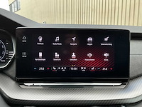 Skoda - octavia combi - 4x4 rs plus 2.0 tdi - car - 2023 - afbeelding 9 van  33