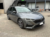 Skoda - octavia combi - 4x4 rs plus 2.0 tdi - car - 2023 - afbeelding 31 van  33