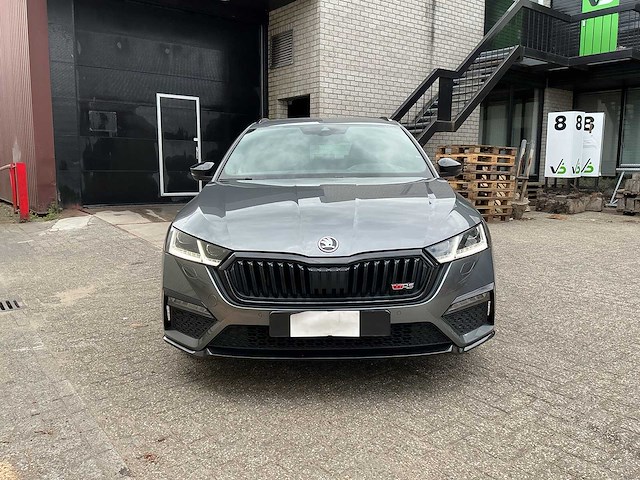 Skoda - octavia combi - 4x4 rs plus 2.0 tdi - car - 2023 - afbeelding 32 van  33