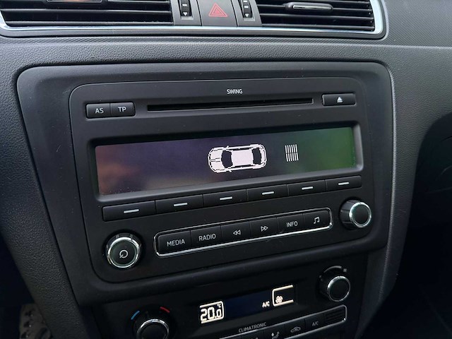 Skoda - rapid - 1.2 tsi grt elegance - car - 2013|7-kdd-07|iaw - afbeelding 8 van  22