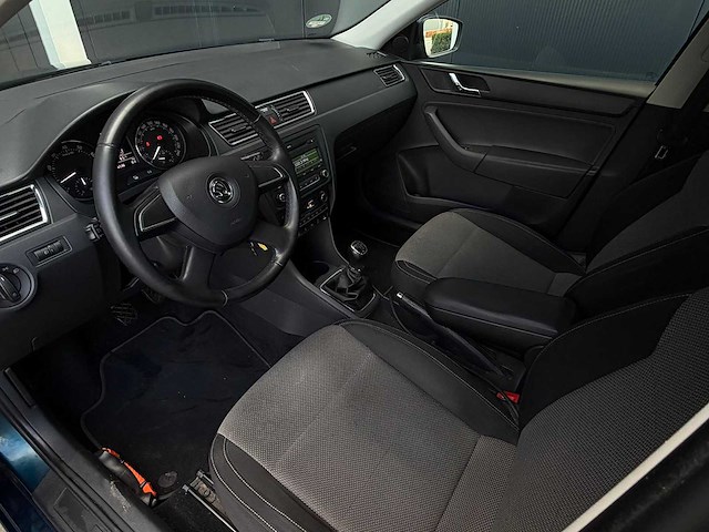 Skoda - rapid - 1.2 tsi grt elegance - car - 2013|7-kdd-07|iaw - afbeelding 15 van  22