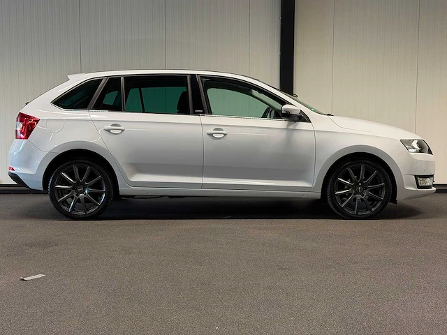 Skoda - rapid spaceback - 1.2 tsi grt joy jx-679-p 2016 iaw - afbeelding 18 van  28
