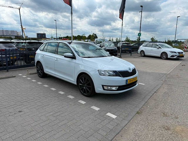Skoda - rapid spaceback - 1.2 tsi grt joy jx-679-p 2016 iaw - afbeelding 2 van  10
