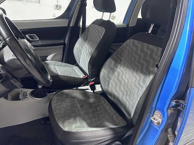 Skoda - roomster - 1.4-16v tour - 18-nxj-7 - afbeelding 6 van  19