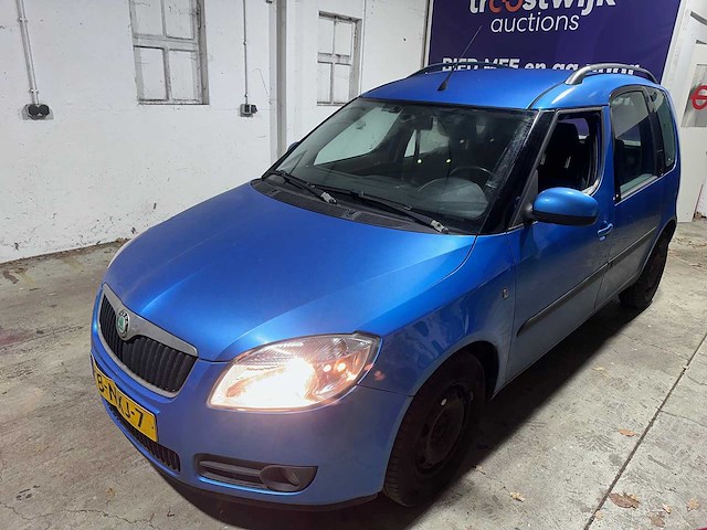 Skoda - roomster - 1.4-16v tour - 18-nxj-7 - afbeelding 1 van  19