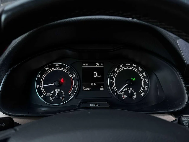Skoda - scala - 1.0 tsi style - car - 2019|g-276-sr|iaw - afbeelding 24 van  25