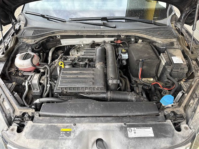 Skoda - superb combi - 1.4 tsi act amb. bns - personenauto - 2016 - afbeelding 11 van  21