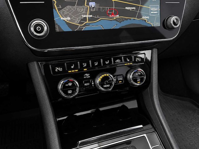 Skoda - superb combi - 1.5 tsi act amb. bns - l-611-zn- 2019 iaw - afbeelding 3 van  15