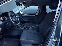 Skoda - superb combi - 1.5 tsi act amb. bns - l-611-zn- 2019 iaw - afbeelding 4 van  15