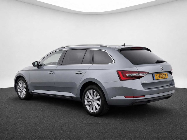 Skoda - superb combi - 1.5 tsi act amb. bns l-611-zn 2019 iaw - afbeelding 11 van  15