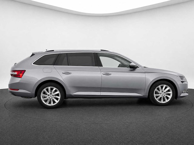 Skoda - superb combi - 1.5 tsi act amb. bns l-611-zn 2019 iaw - afbeelding 12 van  15