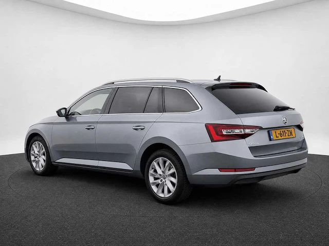 Skoda - superb combi - 1.5 tsi act amb. bns l-611-zn 2019 iaw - afbeelding 11 van  15