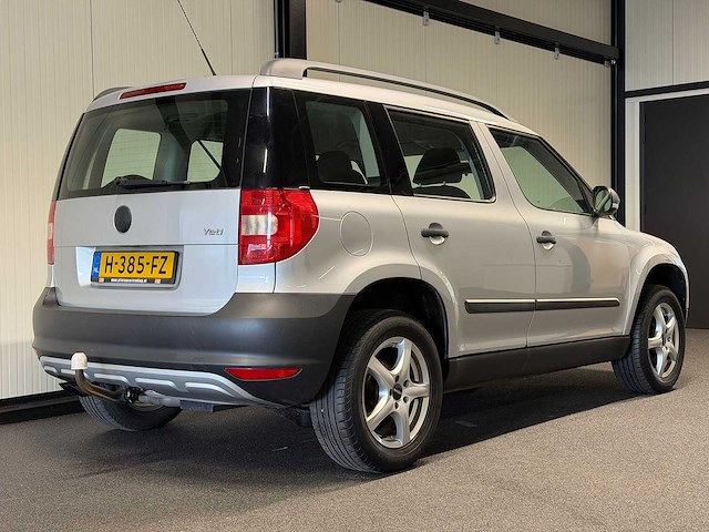 Skoda - yeti - 1.2 tsi active 2010 h-385-fz iaw - afbeelding 10 van  20