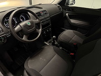 Skoda - yeti - 1.2 tsi active 2010 h-385-fz iaw - afbeelding 14 van  18