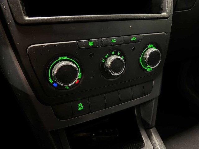 Skoda - yeti - 1.2 tsi active 2010 h-385-fz iaw - afbeelding 18 van  18