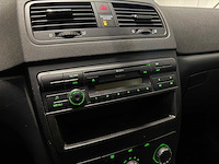 Skoda - yeti - 1.2 tsi active 2010 h-385-fz iaw - afbeelding 5 van  18