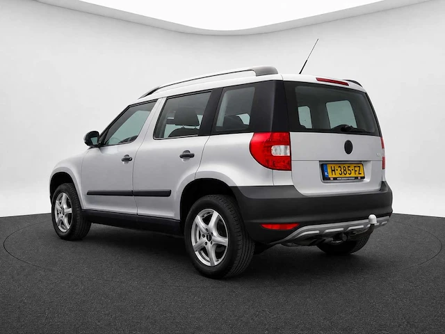 Skoda - yeti - 1.2 tsi active h-385-fz 2010 iaw - afbeelding 10 van  15