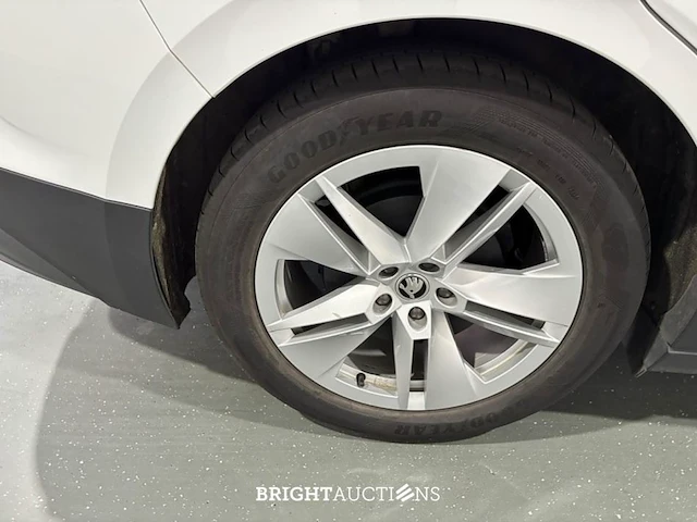 Škoda enyaq 60 179pk 2021 (origineel-nl), l-241-jn - afbeelding 30 van  34