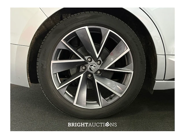 Škoda enyaq 80 sportline 2021 (origineel-nl), l-857-tt - afbeelding 30 van  48